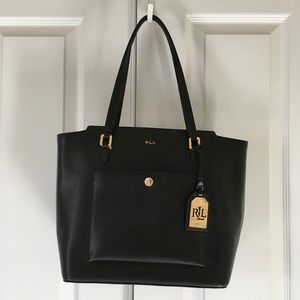 SOLD. Ralph Lauren black leather bag with golden logo.